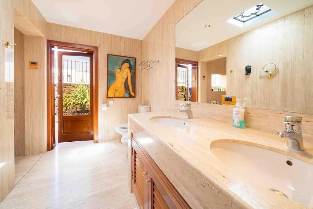 Villa Heated Pool-Villa Pepe-Playa Del Cable Arrecife  Spain