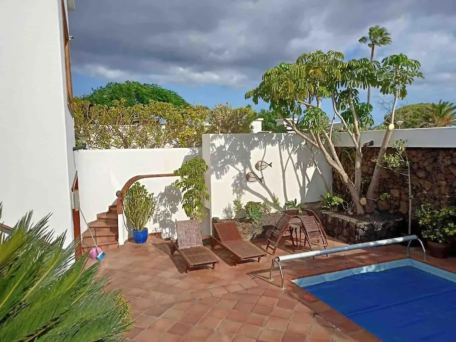 Heated Pool-Villa Pepe-Playa Del Cable Arrecife  Villa Arrecife (Lanzarote)