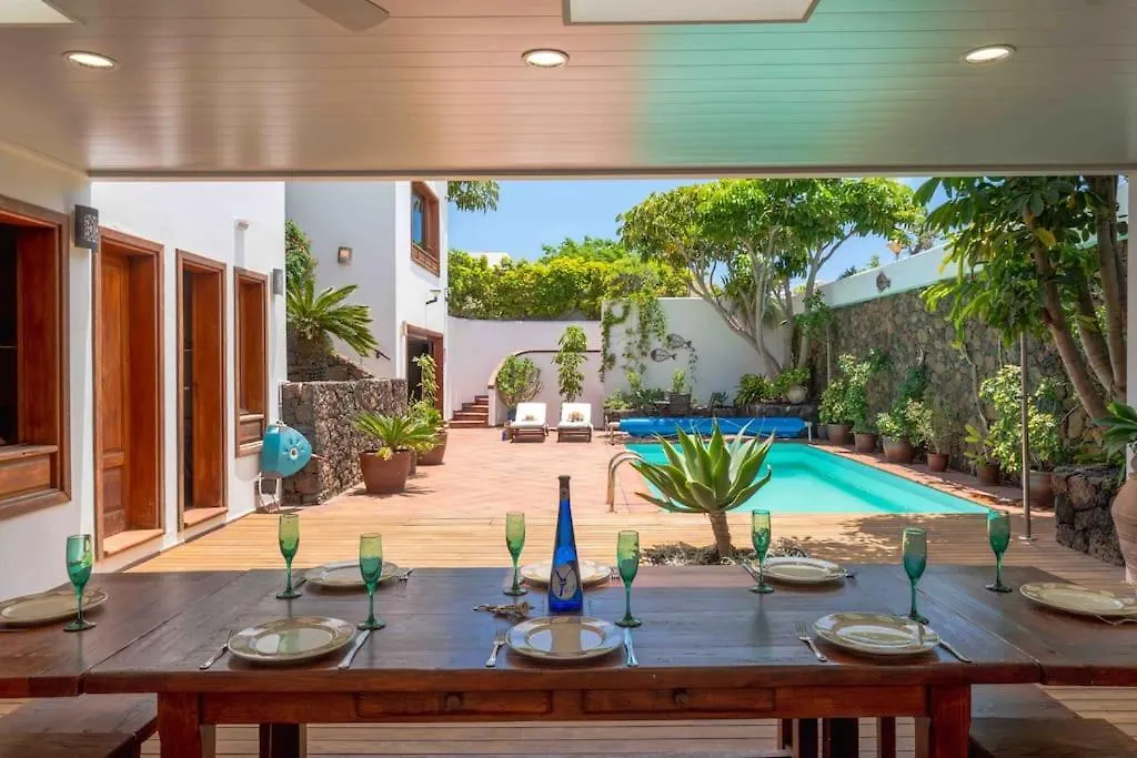 Heated Pool-Villa Pepe-Playa Del Cable Arrecife  Spain